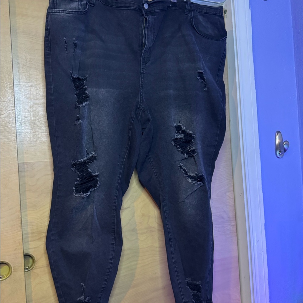 SHEIN Black Distressed Skinny Jeans